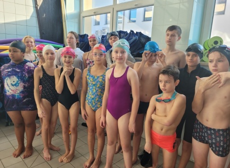 Powiększ obraz: 2023-Pływanie -Igrzyska- Dzieci i Młodzieży -10
